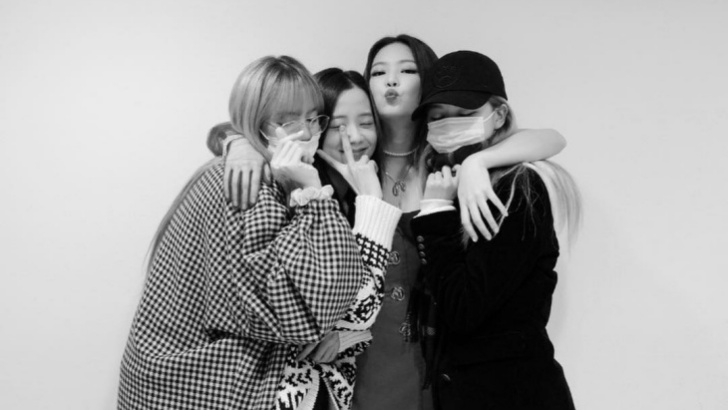 Kehadiran Anggota BLACKPINK dalam Permainan Jentle Garden