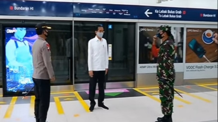 Jokowi kapolri dan Panglima TNI