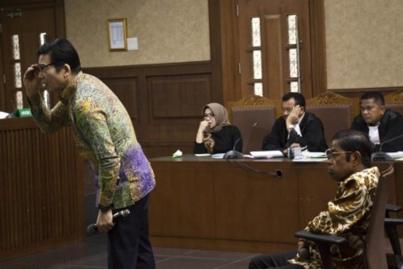 Wang Kun muncul dalam dakwaan Eni Saragih dan Idrus Marham terkait kasus suap proyek PLTU Riau-1