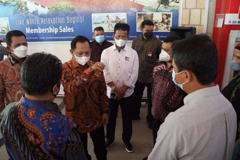 Mendagri Minta Kepala Daerah Susun Peraturan THR dan Gaji ke-13 ASN