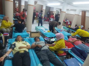 PMI Kekurangan Stok Darah Selama Ramadan, DPC PDIP Donor Darah Massal