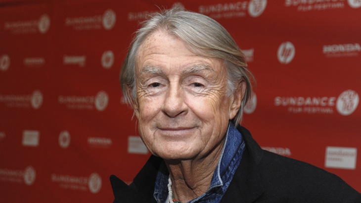 Sutradara 'Batman Forever' Joel Schumacher Tutup Usia