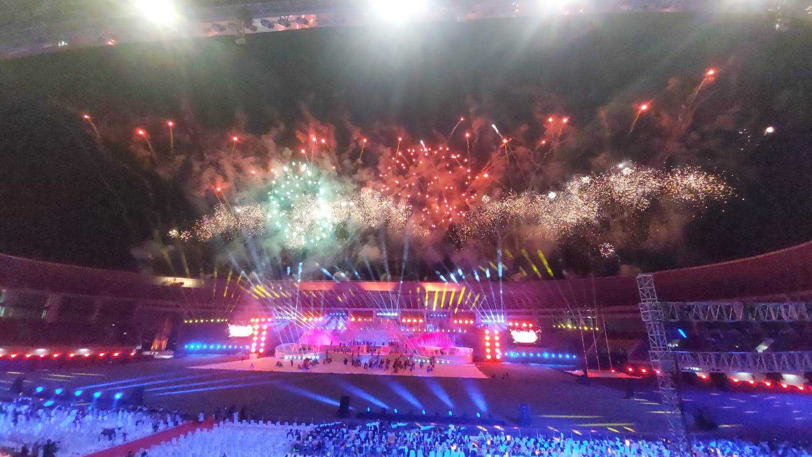 Tutup Peparnas XVII Solo 2024, Menpora Dito: Prestasi Jelang Presiden Jokowi Pensiun