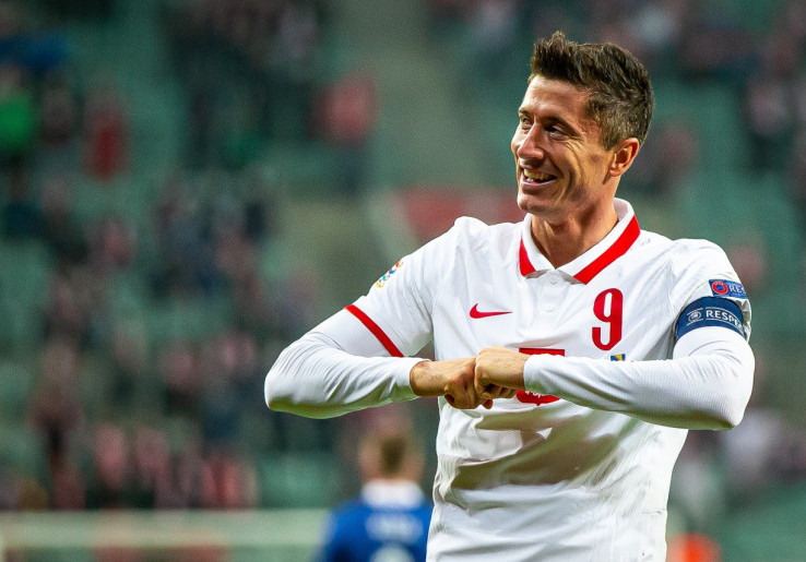 Ribut dengan Pelatih, Robert Lewandowski Mundur dari Timnas Polandia