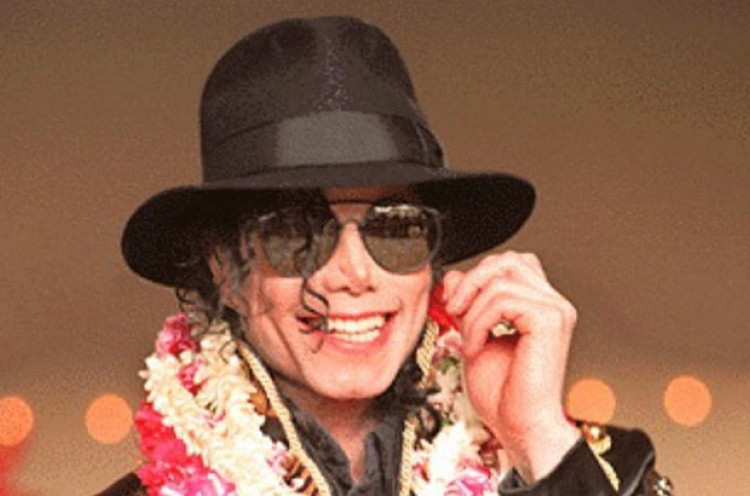 Koleksi Busana yang Terinspirasi Michael Jackson Ditarik Louis Vuitton