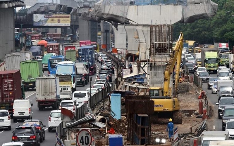 Seluruh Proyek di Jalan Tol Cikampek Dihentikan Selama Arus Mudik dan Balik