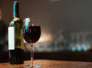 Studi Terbaru: Konsumsi Alkohol Tidak Sehat untuk Usia di Bawah 40 Tahun