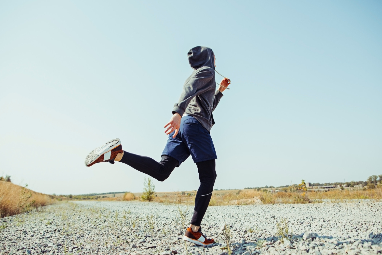 Sepatu Running Lokal 2025