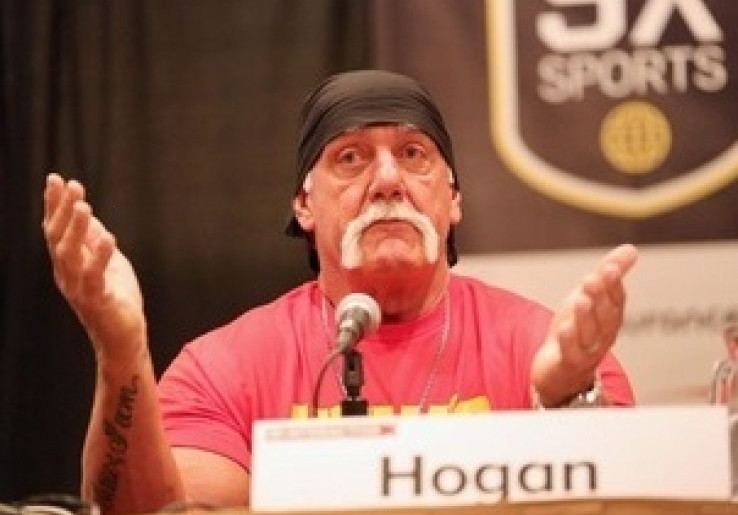 Ikon Gulat WWF Hulk Hogan Wafat di Usia 71 Tahun Akibat Serangan Jantung
