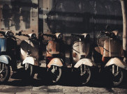 Vespa PX 150 Exclusive Tahun 1977 Disulap jadi Skuter Listrik