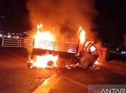 Mobil Terbakar di Jembatan Cipunagara Subang, 4 Orang Tewas