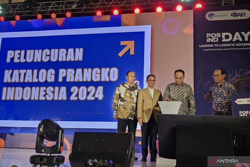 Prangko edisi khusus menang dinantikan oleh para filatelis