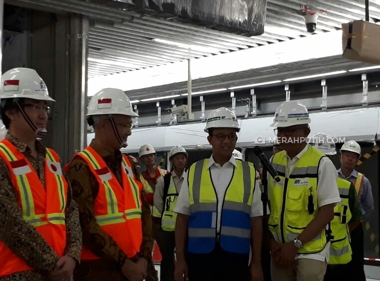 MRT Jakarta 'Ngaret', Anies Tunggu Balasan Surat Mensesneg