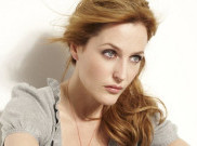 Gillian Anderson Tinggalkan X-Files