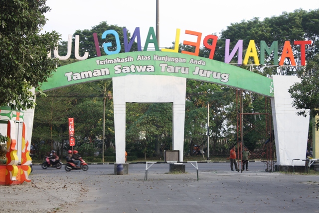 taman pelangi