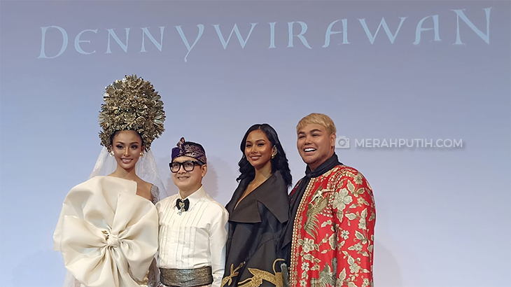 Koleksi 'LANGKAH' Tanda 25 Tahun Denny Wirawan Berkarya