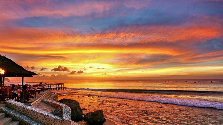 Spot Asyik Lihat Sunset di Bali