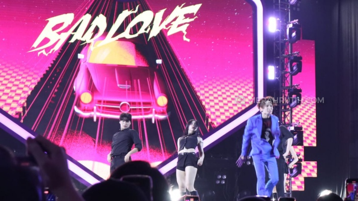 Key SHINee Sapa Penggemar di Konser Musik 'Lazada Fest 12.12'