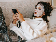 Ladies, ini nih Manfaat Sleeping Mask untuk Kulit Wajah