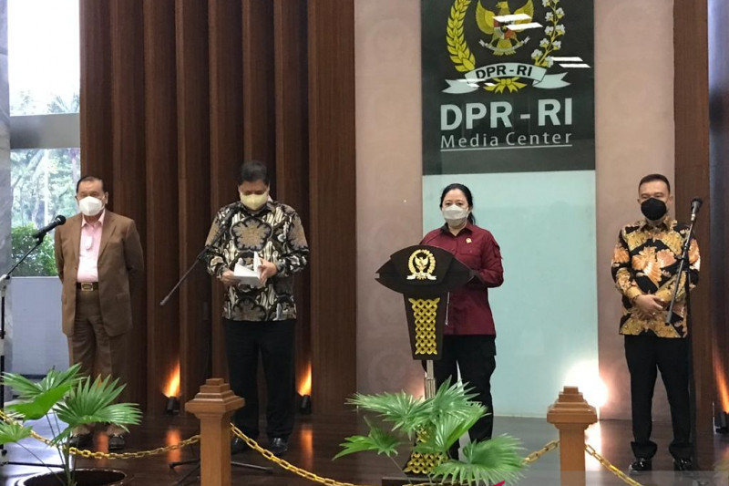 Puan Maharani dan Airlangga Hartarto. (Foto: Antara)