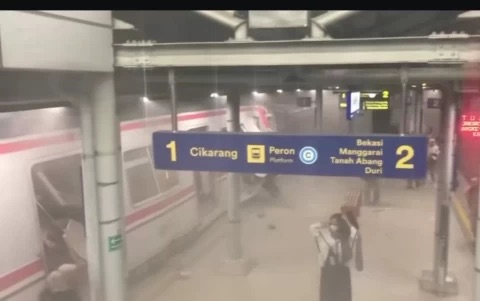Kecelakaan Kereta Argo Bromo Anggrek vs KRL di Stasiun Bekasi, 3 Tewas dan Sejumlah Perjalanan Dibatalkan