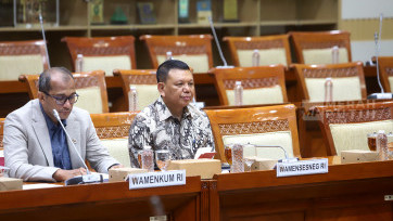 Raker Wamenkum dengan Komisi III DPR Bahas RUU Tentang Hukum Acara Pidana 