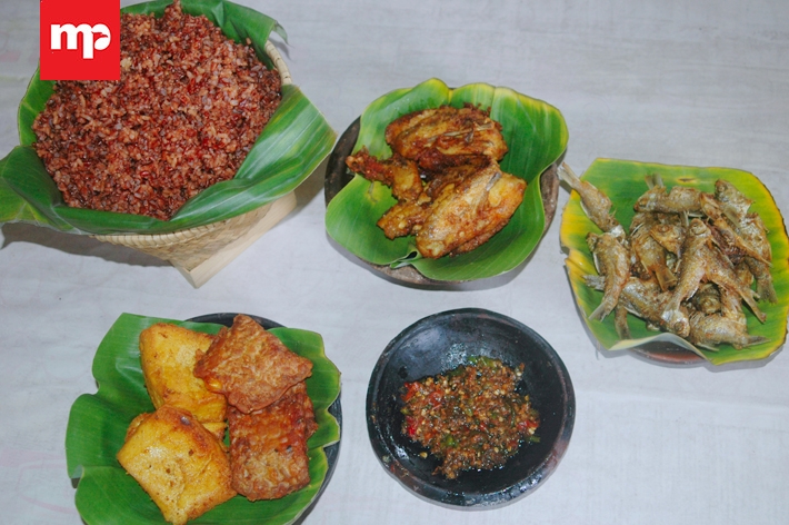 Resto Sego Abang Bu Murni Suguhkan Kuliner Khas Gunungkidul