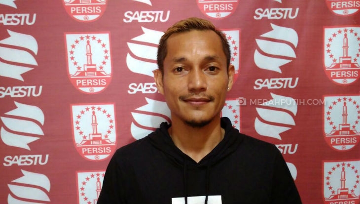 Kesulitan Cari Pemain Baru, Persis Datangkan Mantan Gelandang PSM Makassar