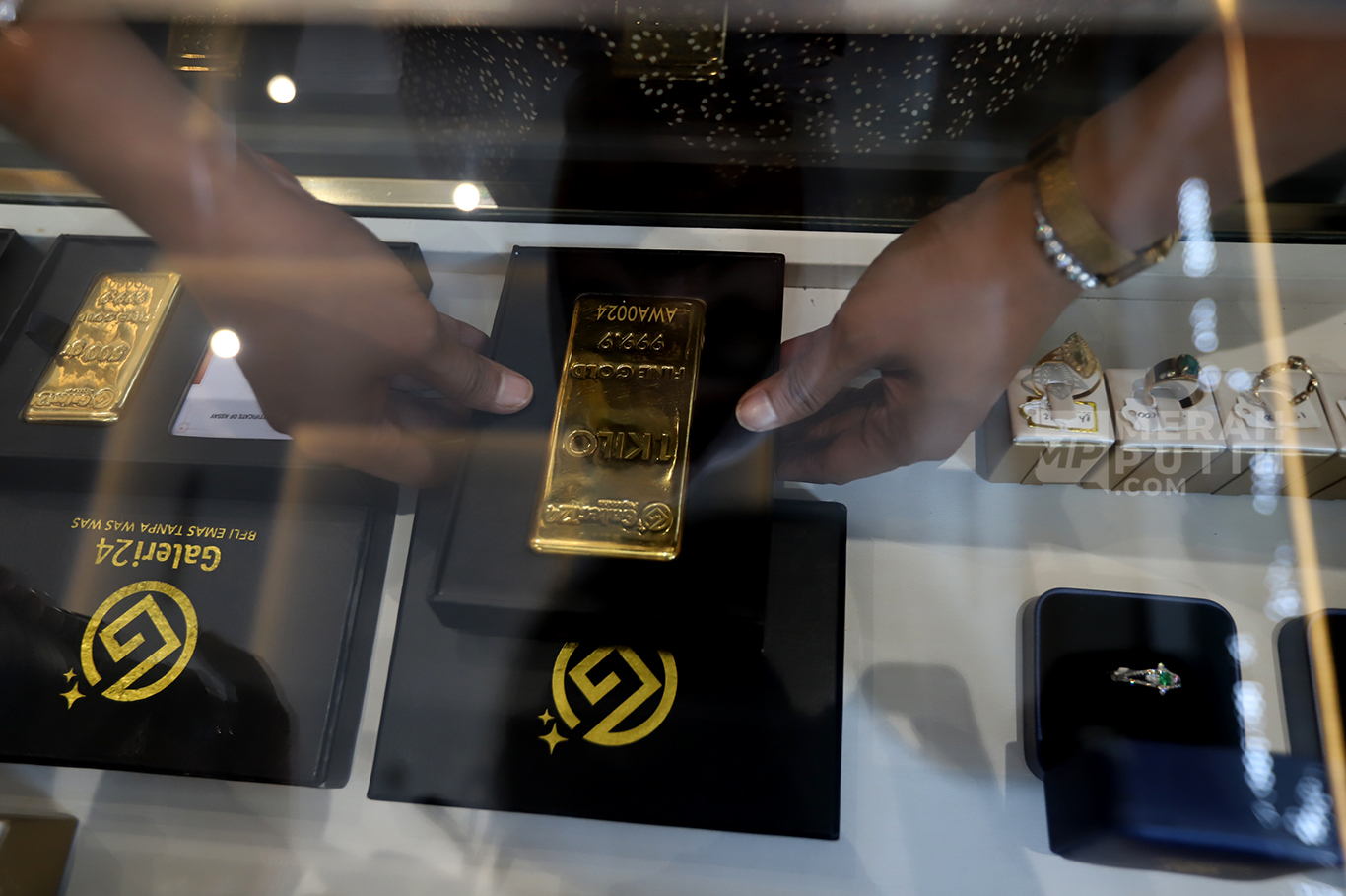 Dalam 20 Bulan Terakhir Harga Emas Alami Lonjakan Tertinggi di April 2025