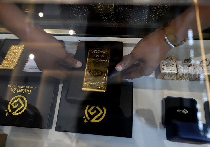 Senin Pagi Harga Emas Antam Naik Rp 23 Ribu, Nyaris Sentuh Rp 1,9 Juta per Gram