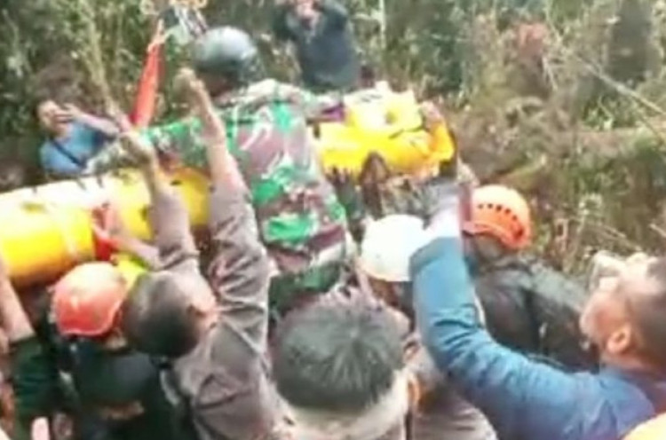 Kapolda Jambi Dibawa ke Jakarta Setelah Evakuasi Kecelakaan Helikopter
