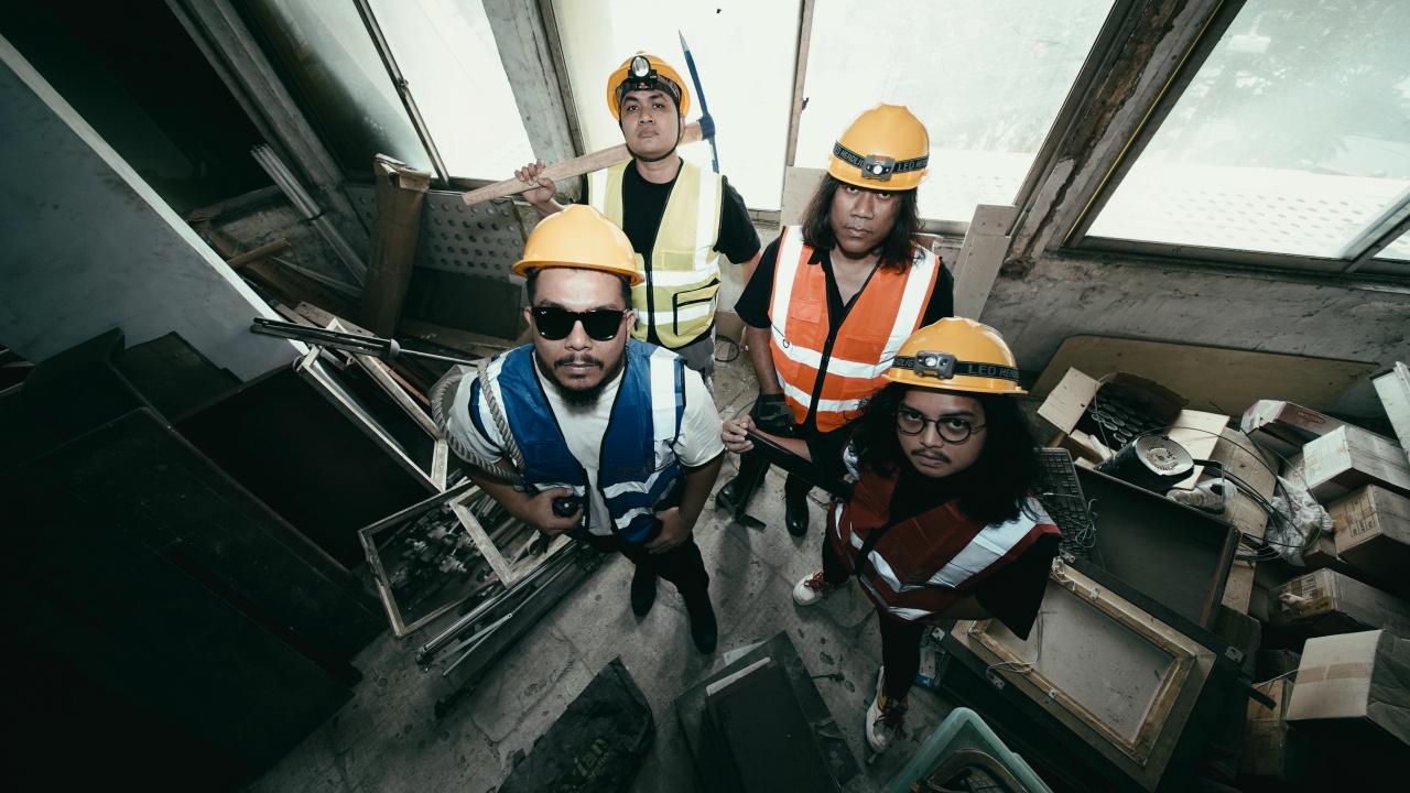 Lirik Lengkap Lagu 'Tarik Tambang', Single tentang Kegelisahan Methosa atas Tambang Ilegal