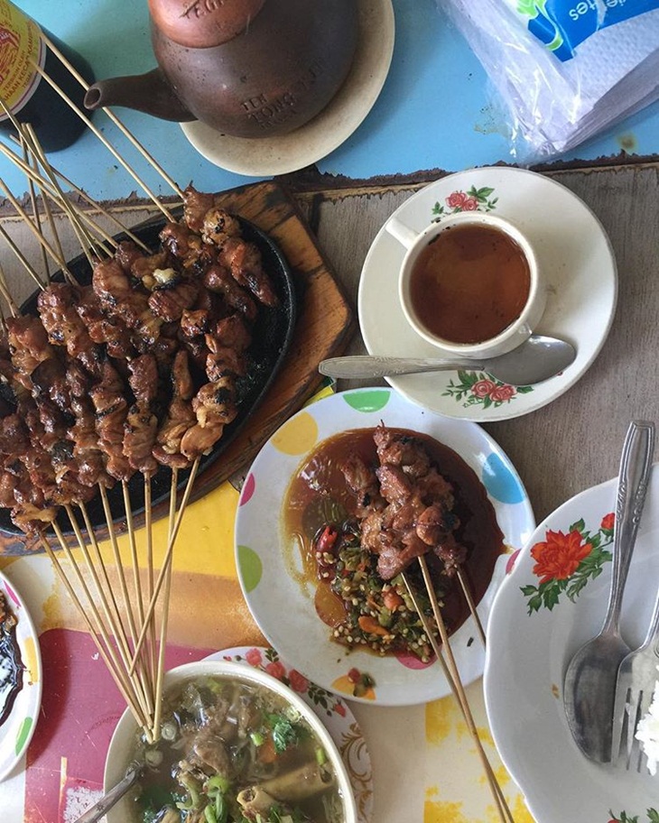 Sate kambing muda. (Foto: instagram.com/haniali707)