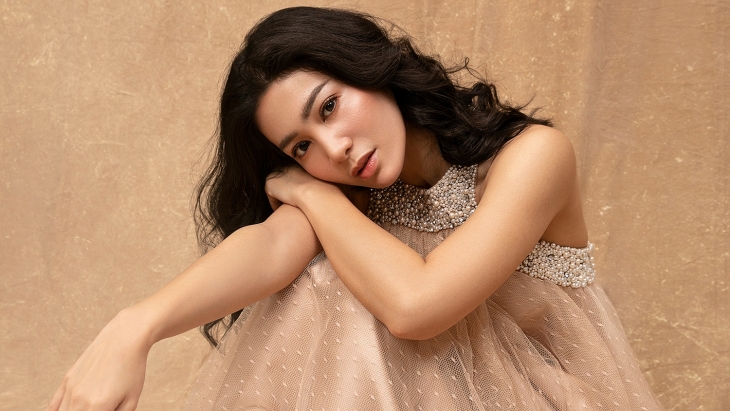 Bunga Zainal Coba Dunia Tarik Suara dengan Rilis Debut Single