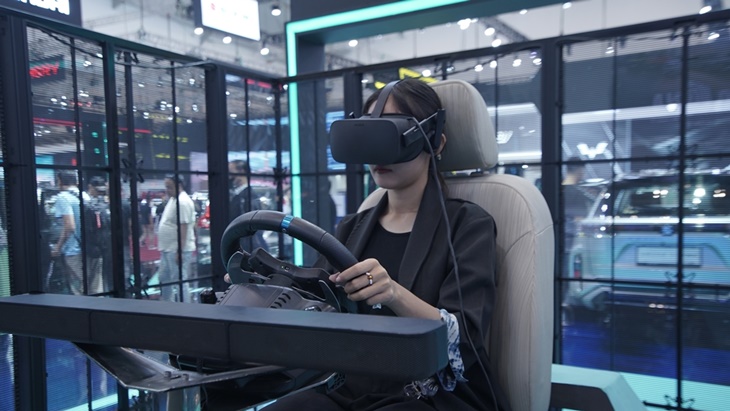 Suzuki Hadirkan Edukasi dan Kejutan di GIIAS 2023