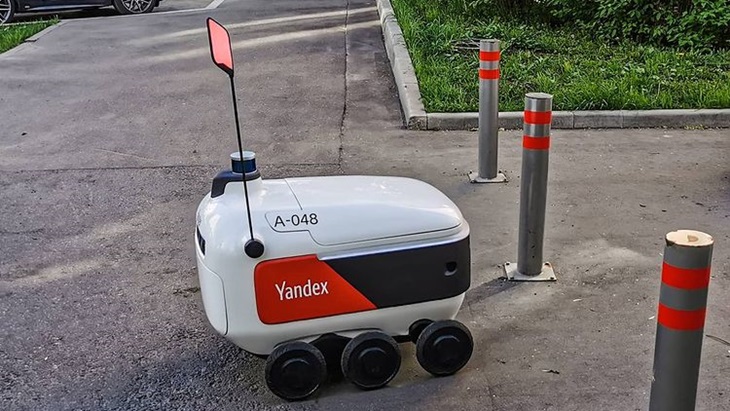 Robot Pengantar Makanan Asal Rusia Siap Beroperasi di Kampus AS