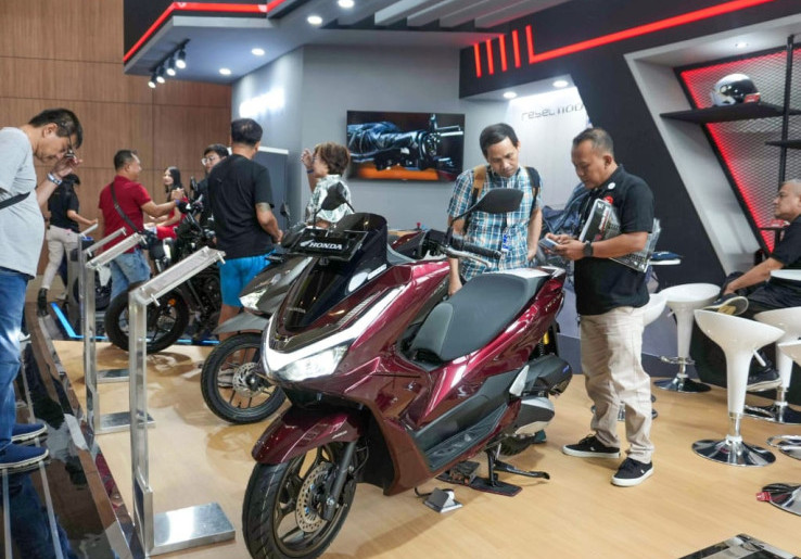 Honda PCX160 2025 Hadir dengan Fitur Canggih RoadSync, Simak Spesifikasinya