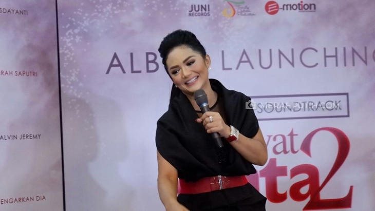 Perbandingan Nyanyi Soundtrack Film dan Sinetron Bagi KD
