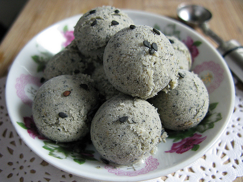 es krim wijen hitam jepang