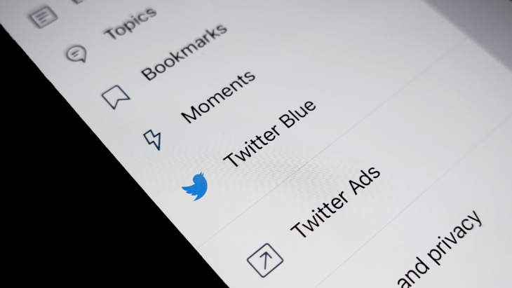 Twitter akan terus ingatkan Elon Musk untuk selesaikan akuisisi. (Foto: unsplash/Jeremy Bezanger)