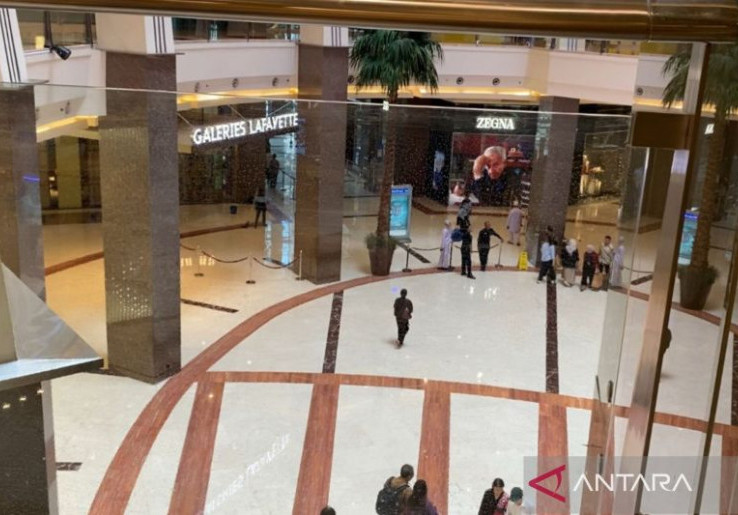 Lobi Mal Pacific Place Penuh Asap Dipicu Korsleting Lampu Hias