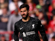 Arne Slot Konfirmasi Alisson Becker Siap Main di Liga Champions