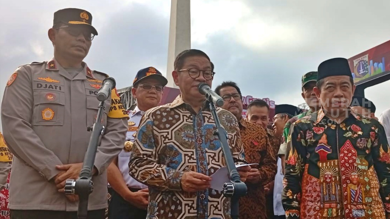 Lepas Mudik Gratis ke 20 Daerah, Pramono Ungkap Ingin Pulkam Juga ke Kediri Bertemu Cucu