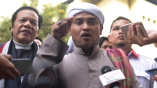 Novel Bakmumin. (ANTARA FOTO/Sigid Kurniawan)