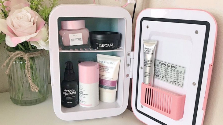 Manfaat Menyimpan Skin Care di Dalam Kulkas