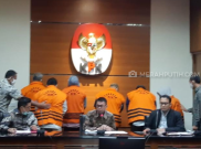 KPK Tetapkan Bupati dan Ketua DPRD Kutai Timur Tersangka