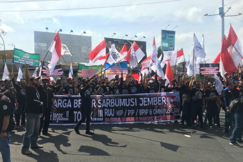 RUU Cipta Kerja Diprotes, Bahlil: Seolah Negara Ini Mau Bubar Saja