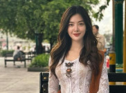 Sosok Dara Sarasvati, Konten Kreator yang Senang Pake Outfit Khas Indonesia