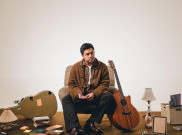 Nadhif Kembangkan Debut Albumnya Lewat ‘Nadhif (laman berikutnya)’ yang Lebih Personal