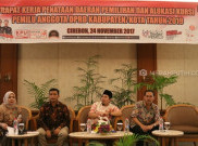 KPU Kota Cirebon Gelar Simulasi Penerimaan Persyaratan Bakal Calon Perseorangan 